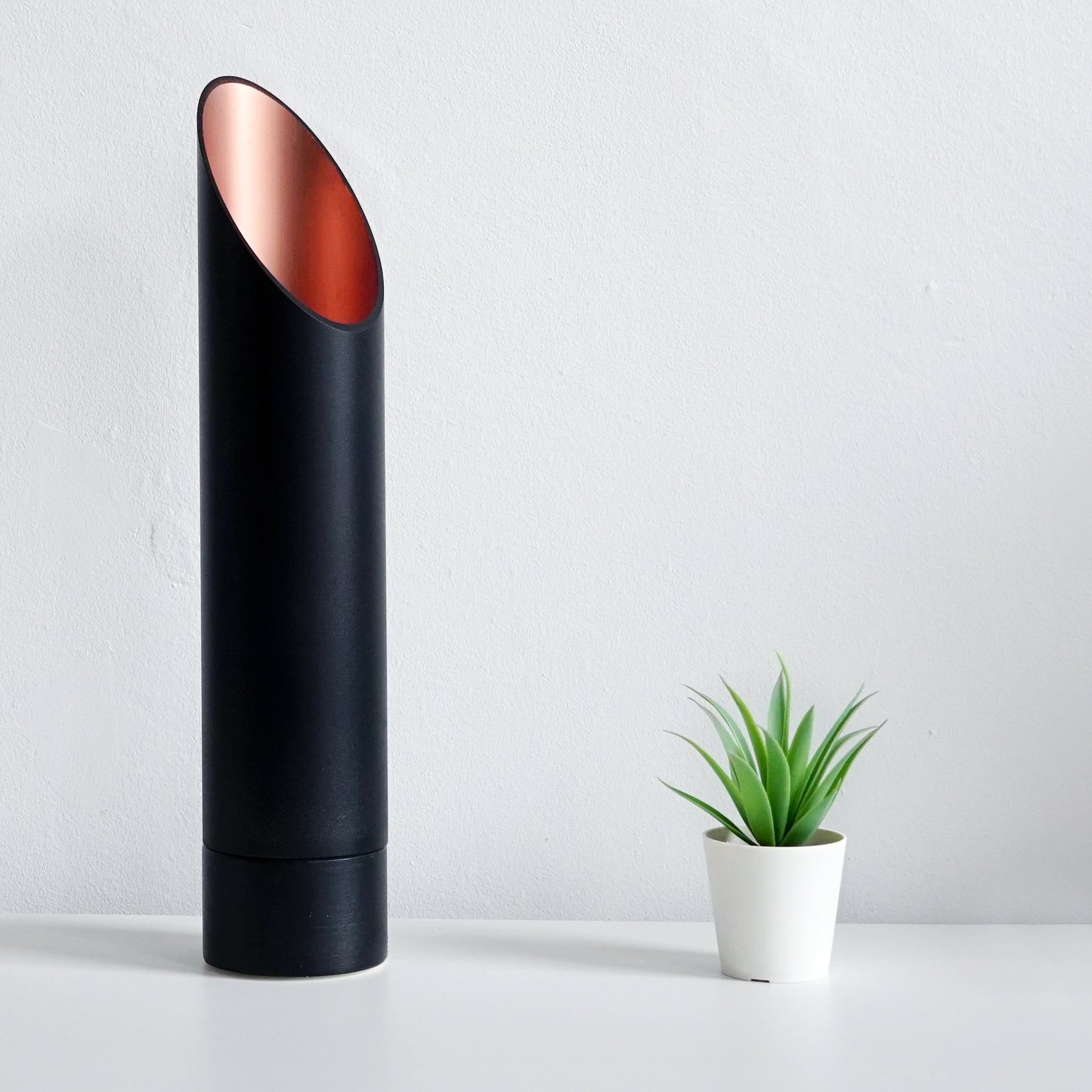 LPM01 Deluxe edition | Modern table light