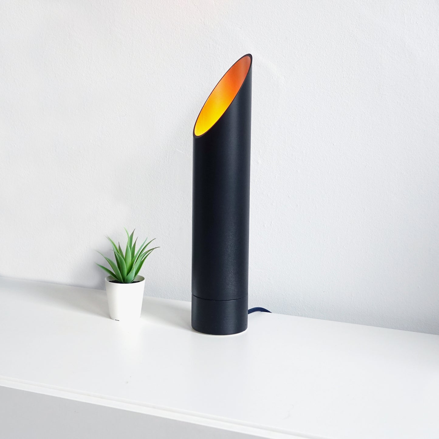 LPM01 Deluxe edition | Modern table light